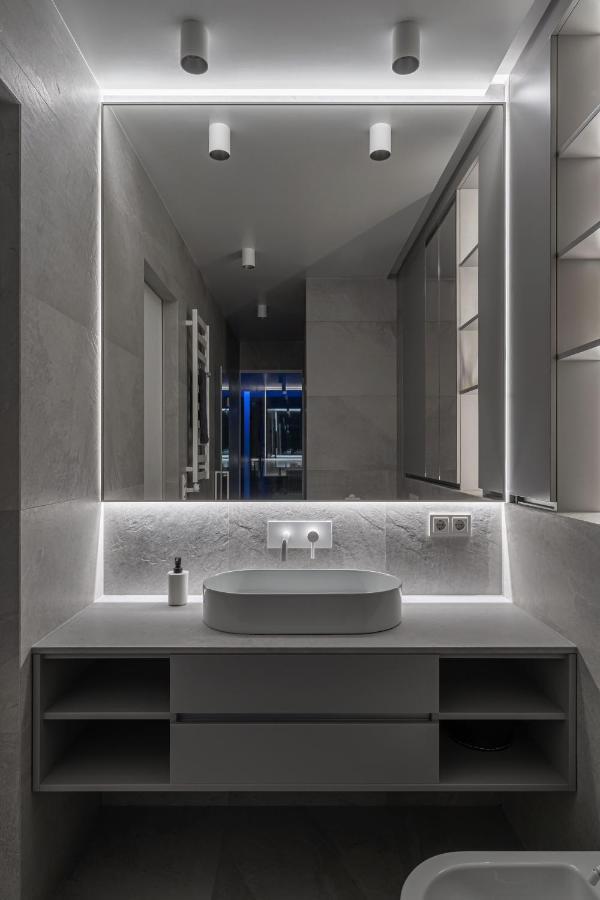 The Penthouse Kyiv Lägenhet Exteriör bild