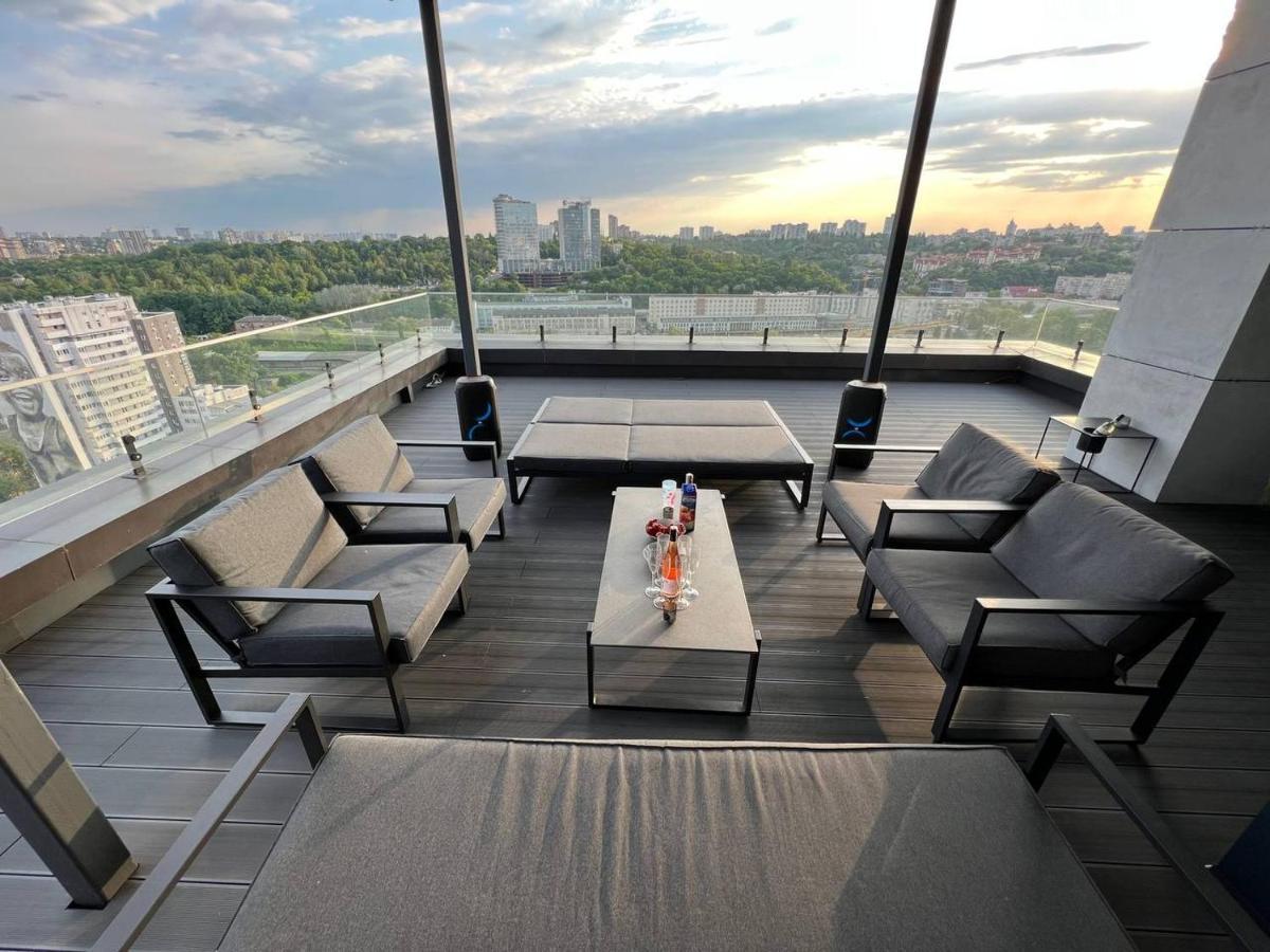 The Penthouse Kyiv Lägenhet Exteriör bild